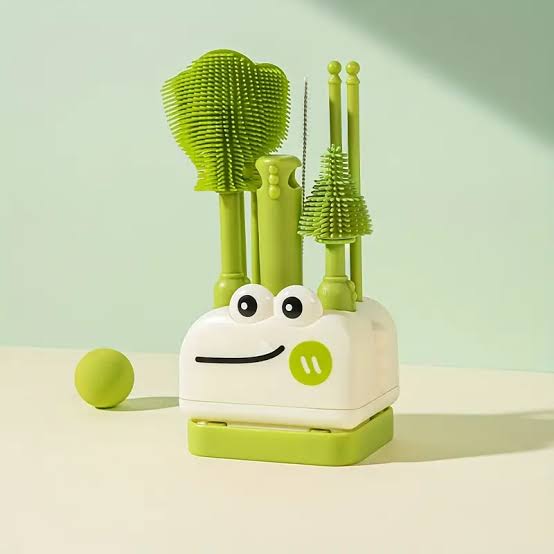 Portable Bottle Drying Rack & Brush Set