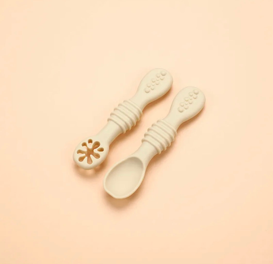2 Pcs Silicone Pre Spoon & Fork Set |  Feeding Utensils, Food Spoon Self-feeding Set, Training Spoon, Soft Head Silicone Spoon, 100% Food Grade Silicone, BPA-free - Cutlery